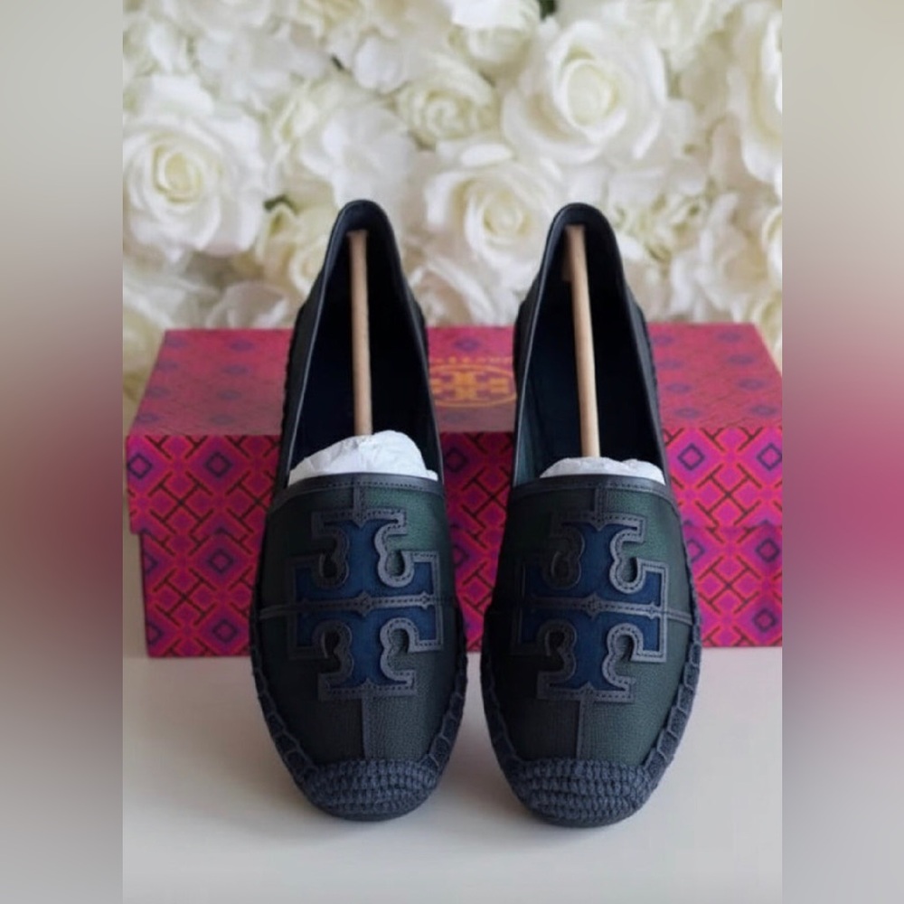 Tory Burch Women’s Navy and Black Slip-On Loafers NEW IN BOX.